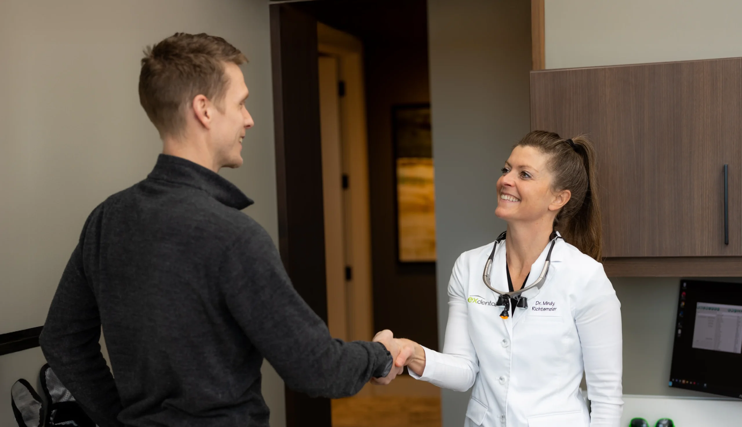 about apex dental in west des moines